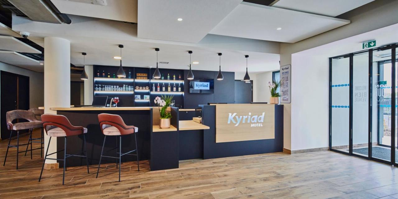 Kyriad Combs-La-Ville - Senart Exterior photo
